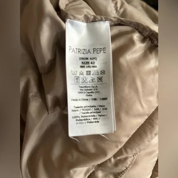 Patrizia Pepe Jacket Woman Beige Tan Detachable Hood Puffer Faux Fur Sz XS or 42 - Picture 8 of 10